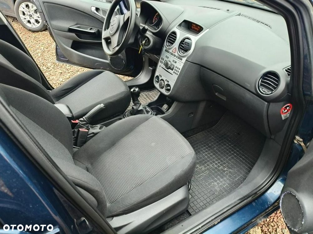 Opel Corsa - 10