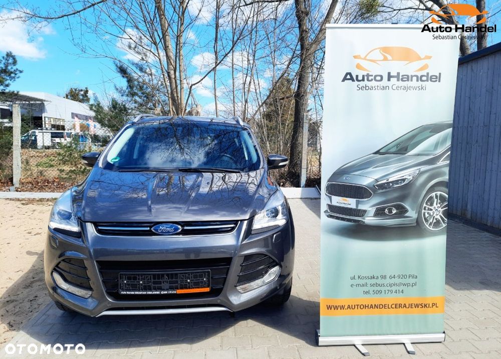 Ford Kuga 1.5 EcoBoost 2x4 Titanium - 4