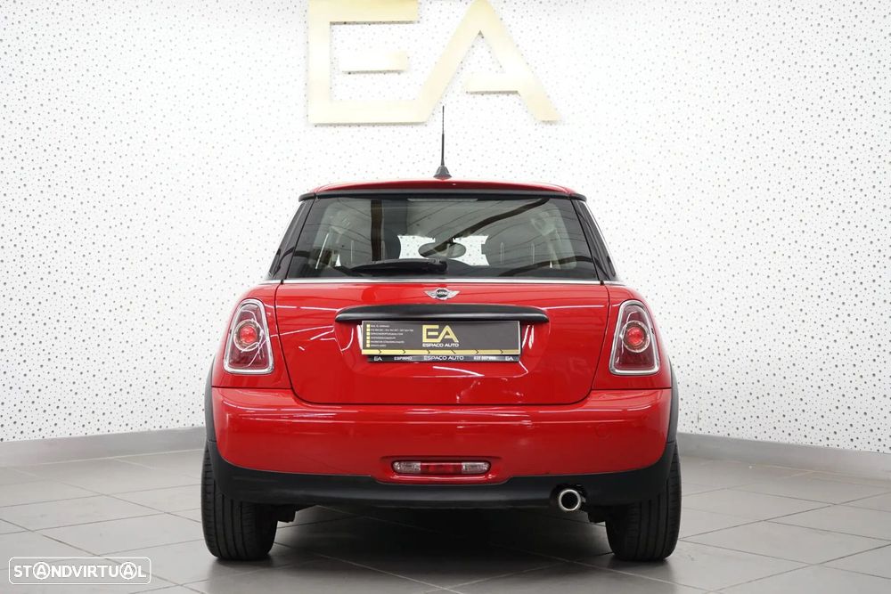 MINI 3 Portas One D - 5