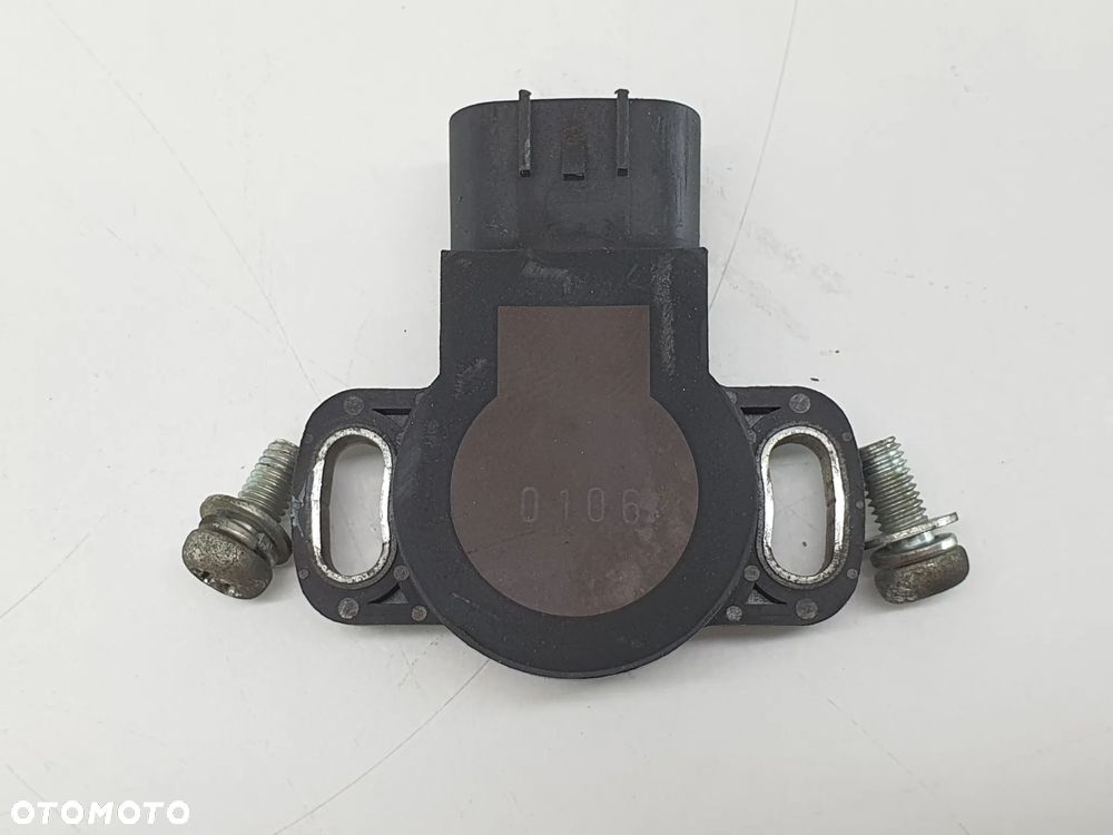 YAMAHA XJ6 N 09-16 CZUJNIK PRZEPUSTNICY TPS - 5