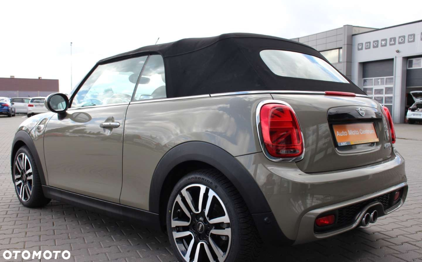 MINI Cooper S - 11