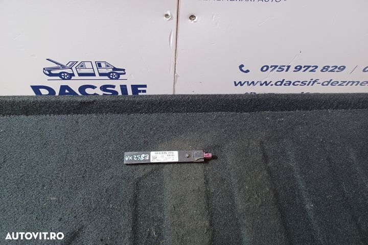 Amplificator antena radio 5E0035773 5E0035773 Skoda Octavia 2 [faceli - 1