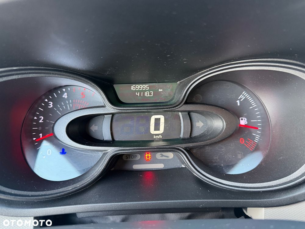 Renault Trafic - 18