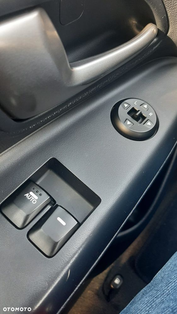 Kia Rio 1.2 Attract - 19