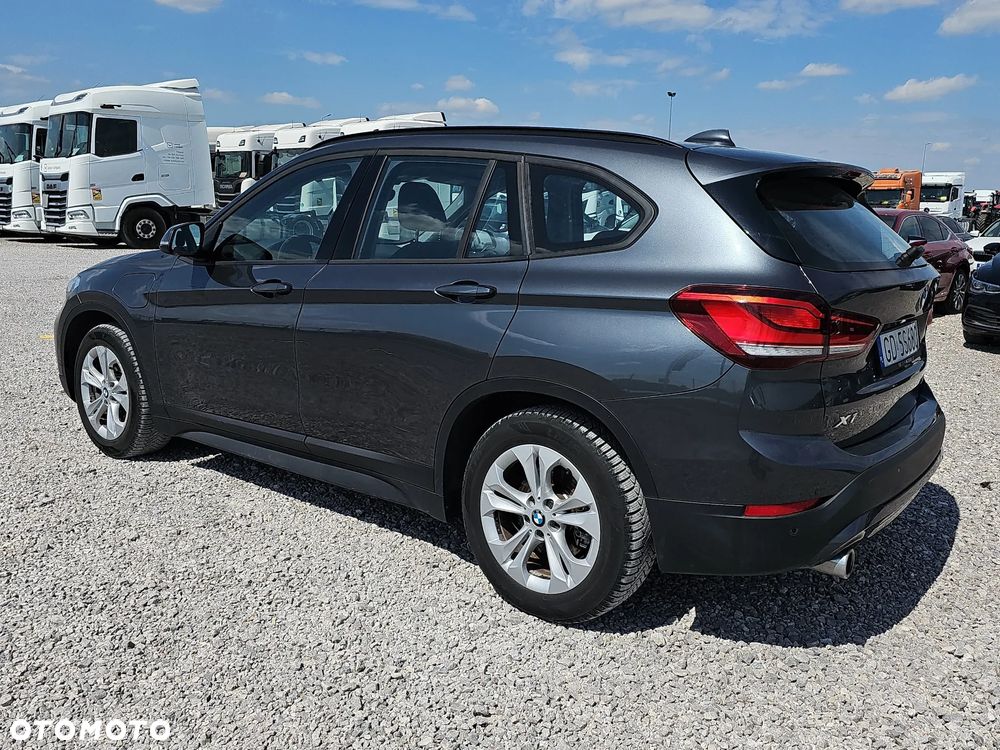 BMW X1 xDrive25e Advantage - 7