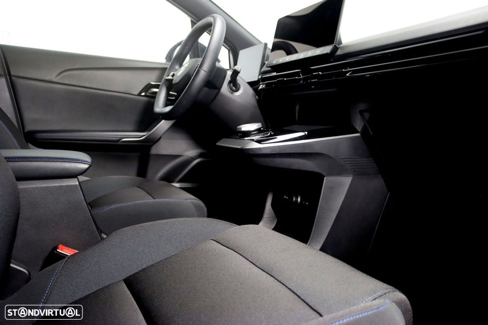 MG MG4 51 kWh Standard - 11