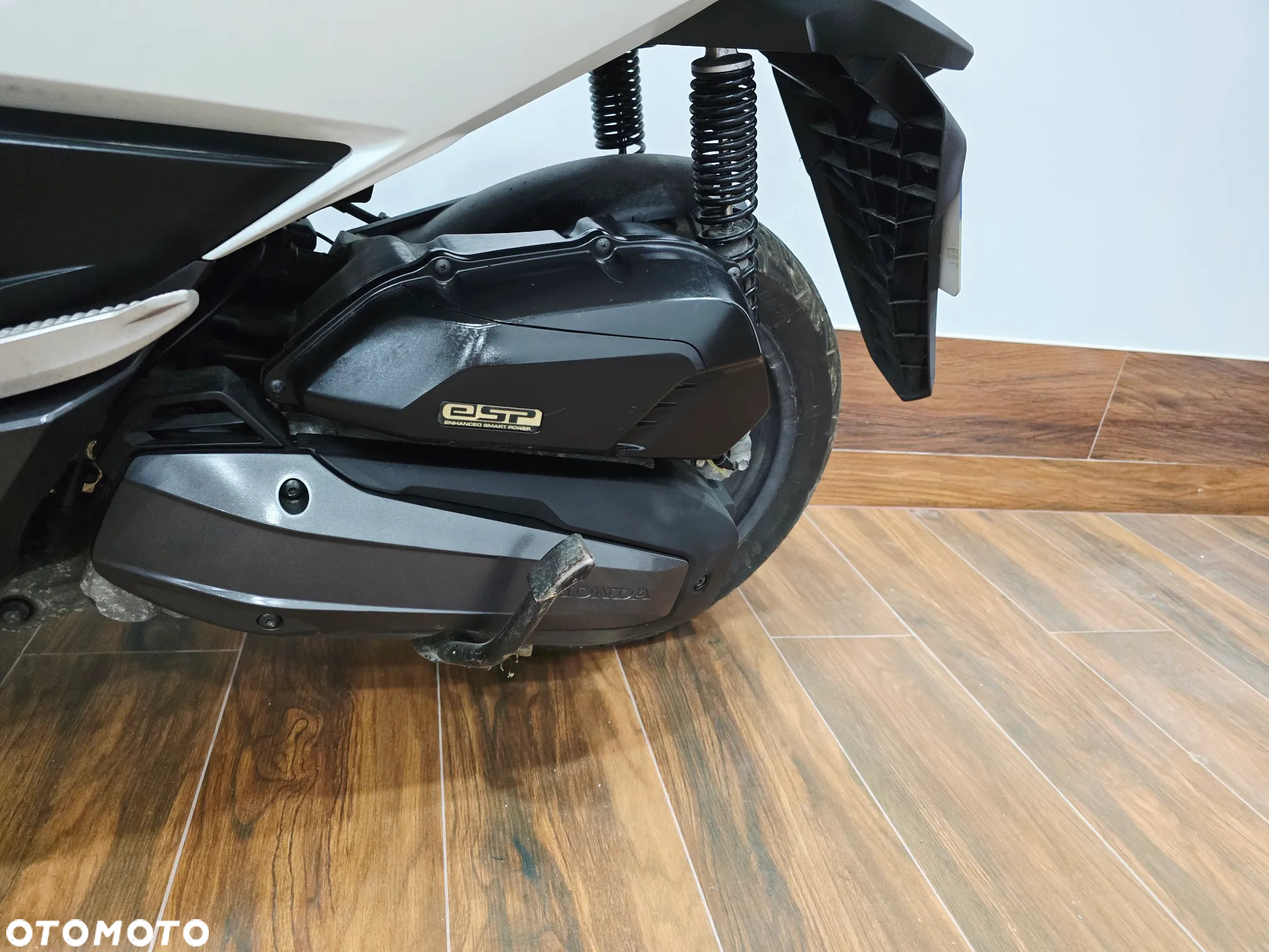 Honda NSS - 15