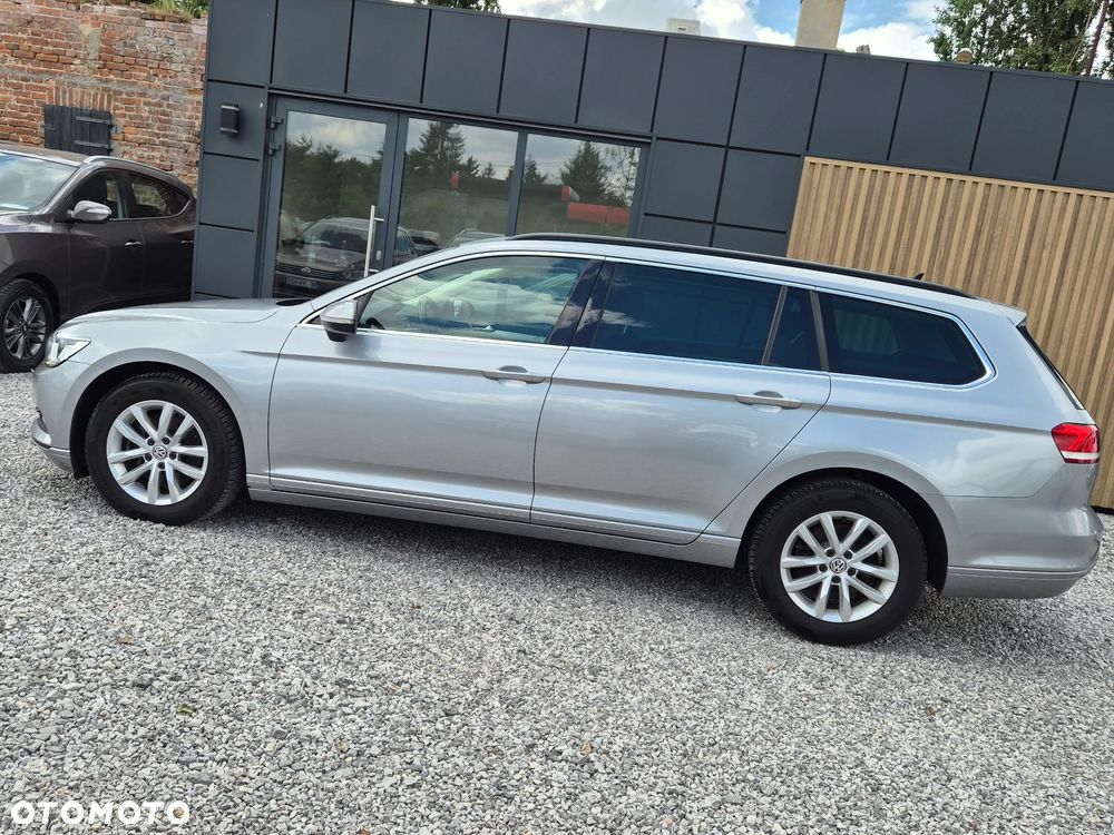 Volkswagen Passat - 7