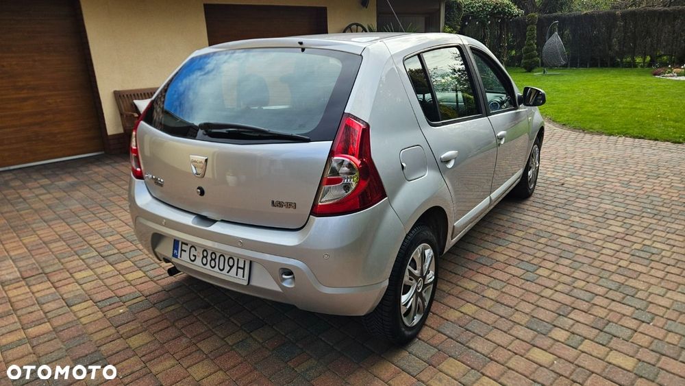 Dacia Sandero 1.6 Laureate - 8