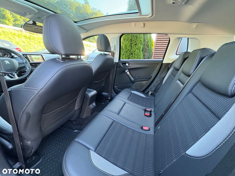 Peugeot 2008 1.6 VTi Allure - 20
