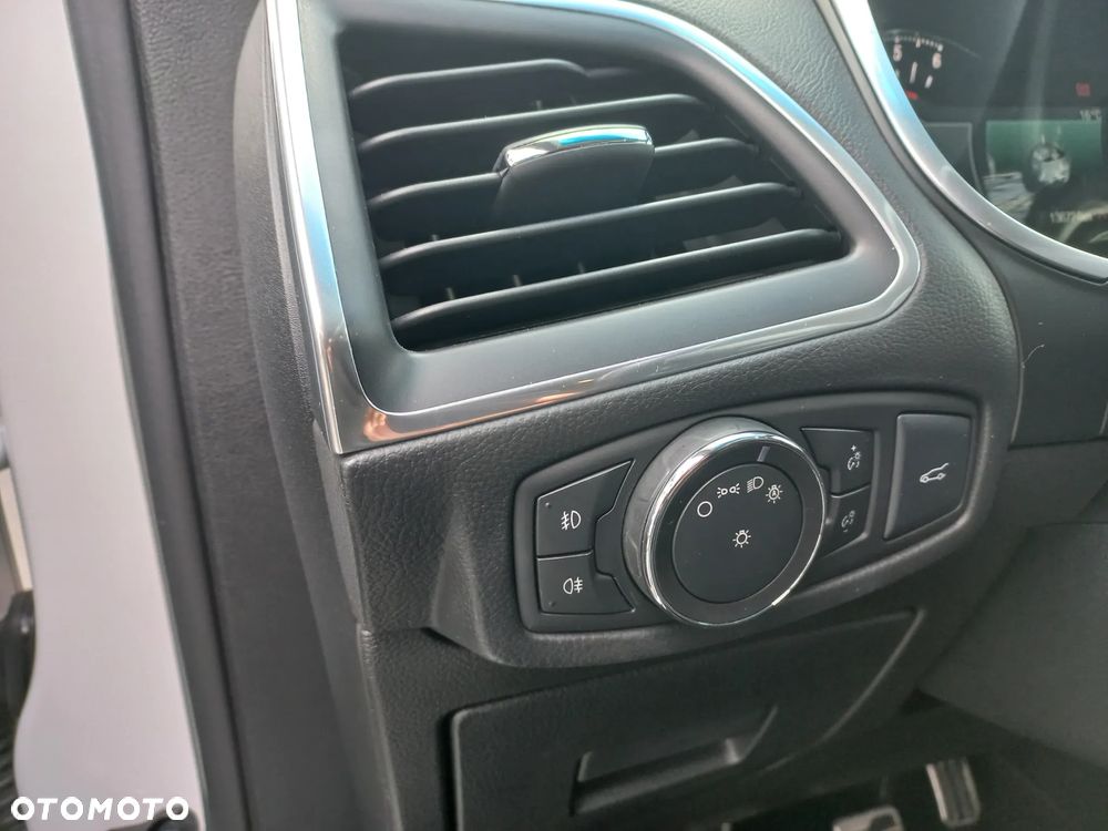 Ford Edge - 14