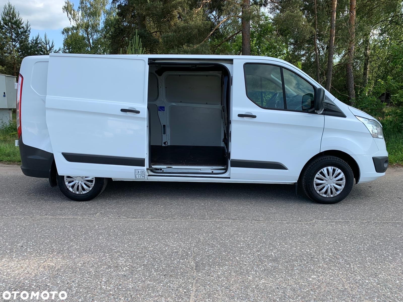 Ford Transit Custom - 12