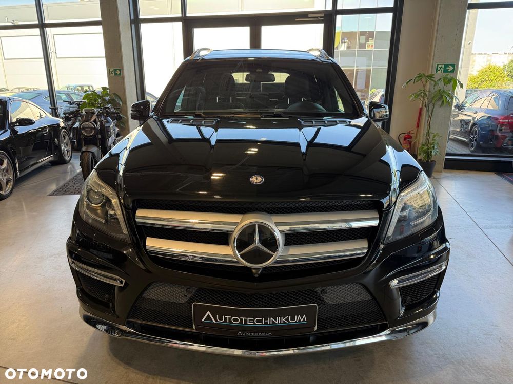 Mercedes-Benz GL 500 4-Matic - 23