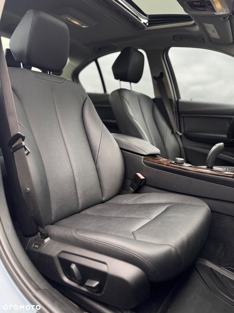 BMW Seria 3 - 17