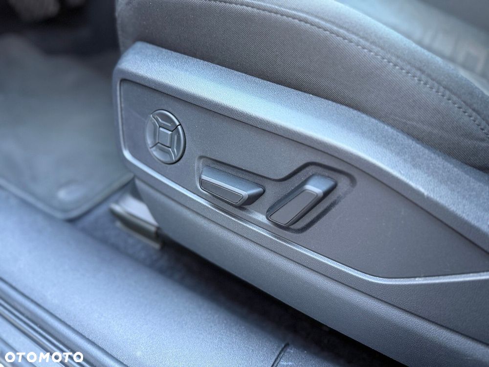 Audi Q5 Sportback - 20