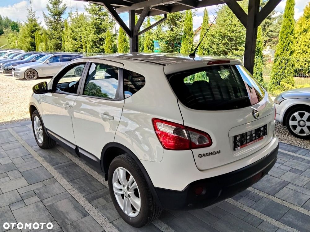 Nissan Qashqai - 4