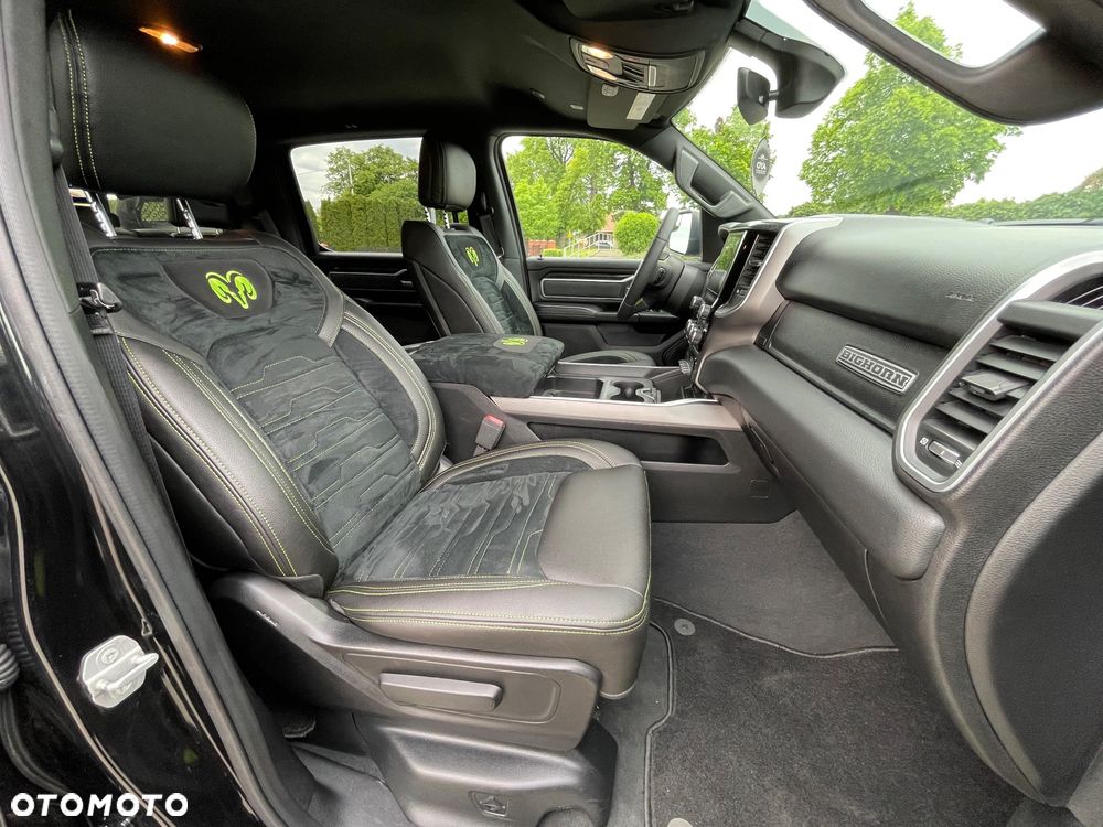 RAM 1500 5.7 Crew Cab Bighorn - 17