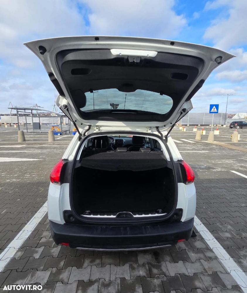 Peugeot 2008 PureTech 110 Stop&Start Crossway - 12