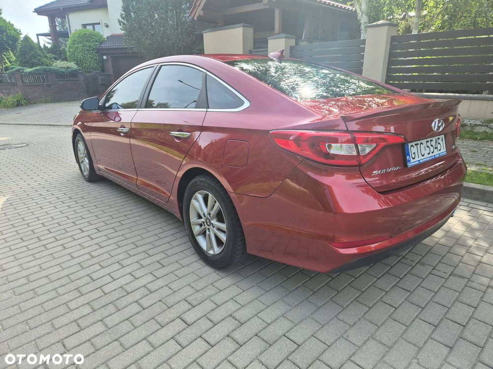 Hyundai Sonata - 3