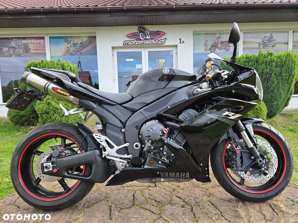 Yamaha R1