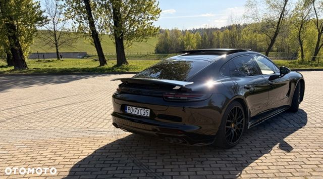 Porsche Panamera GTS - 21