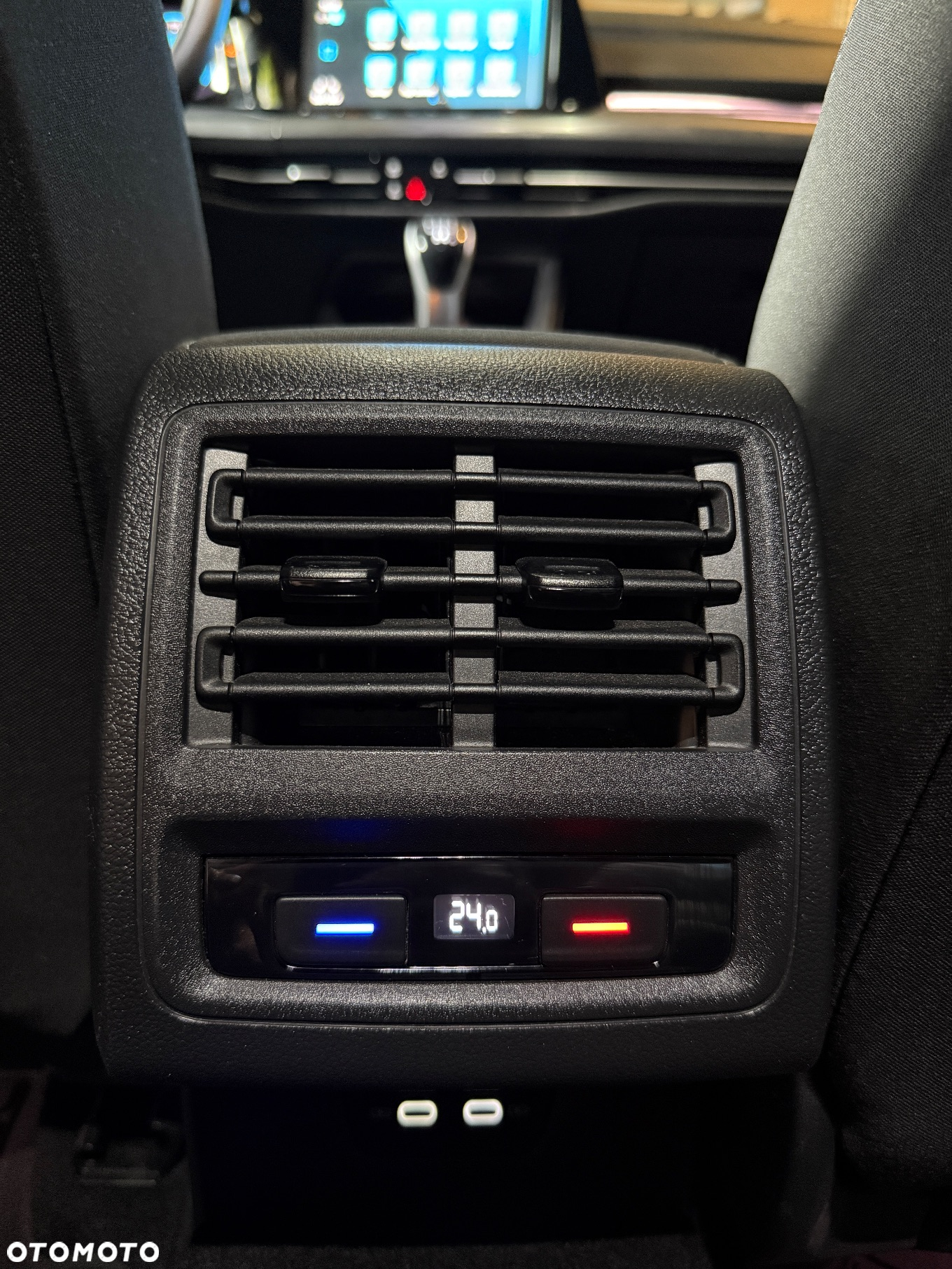Volkswagen Golf - 12
