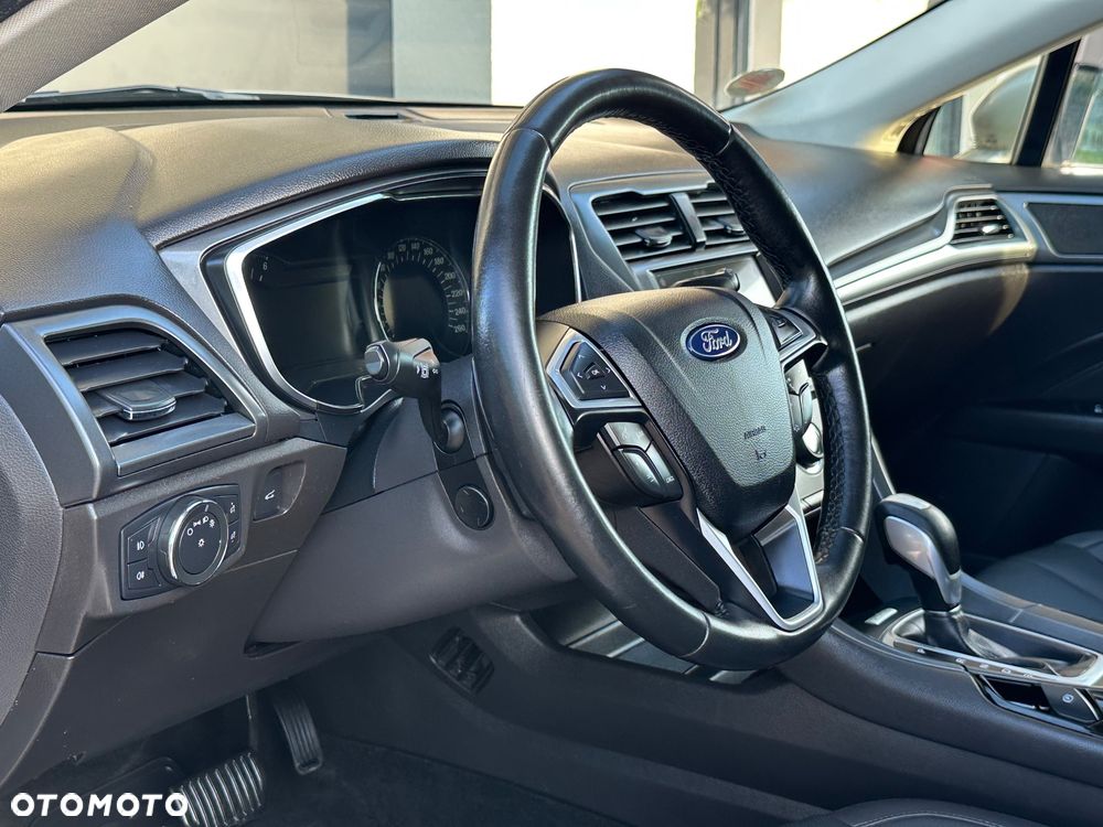 Ford Mondeo 2.0 TDCi PowerShift-Aut Allrad Titanium - 18