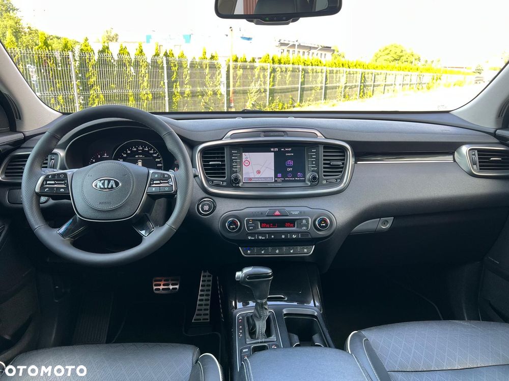 Kia Sorento 2.2 CRDi AWD GT Line - 25