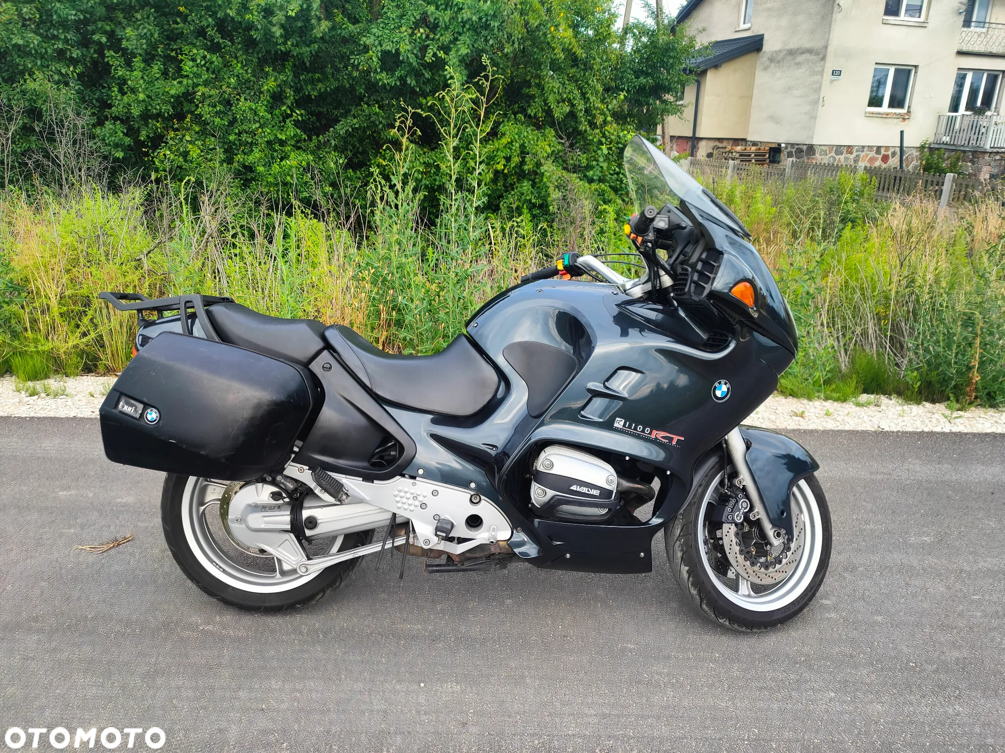 BMW R - 2