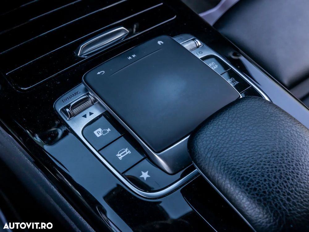 Mercedes-Benz A 180 d Sedan Aut. - 23