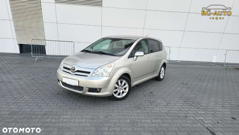 Toyota Corolla Verso - 11
