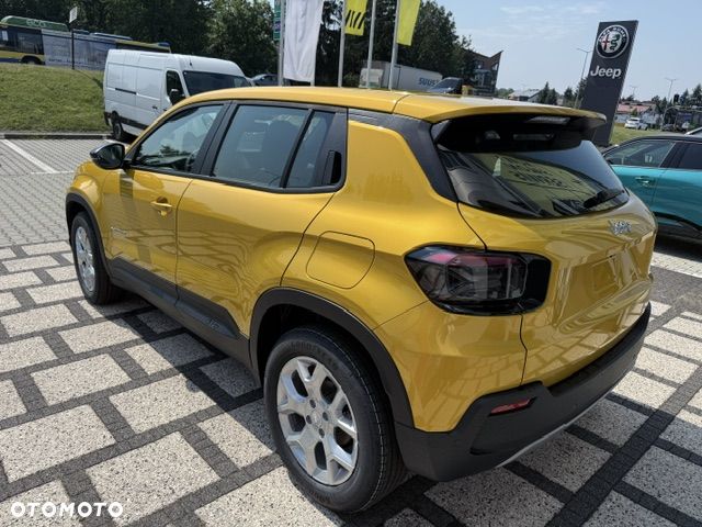 Jeep Avenger 1.2 T3 mHEV Altitude FWD eDCT6 - 7