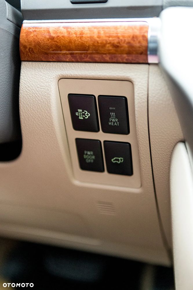 Toyota Land Cruiser LC 4.5 D-4D Prestige - 34