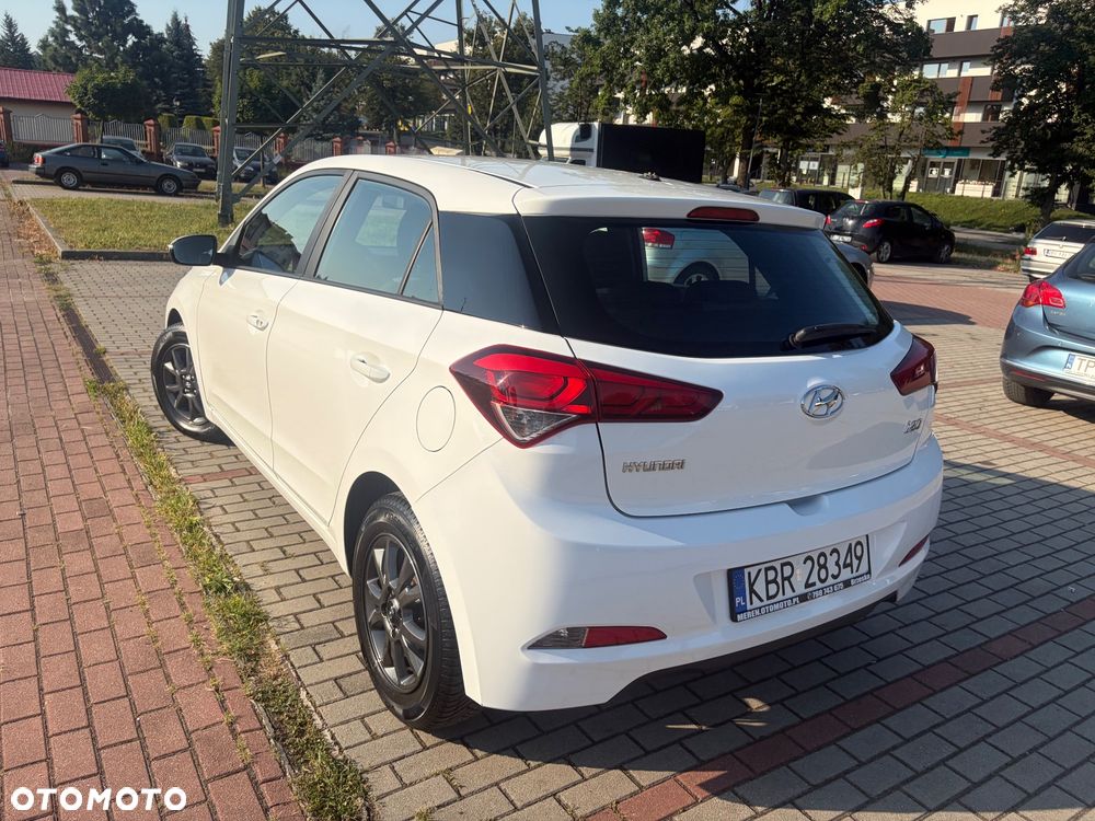 Hyundai i20 1.2 YES - 12