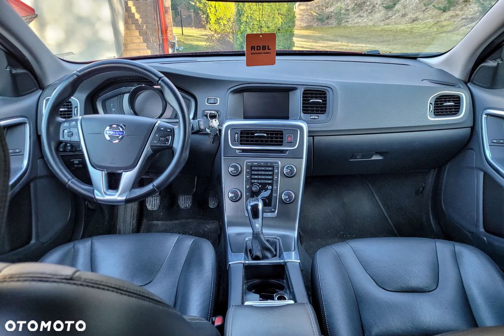 Volvo V60 D4 Drive-E Summum - 16