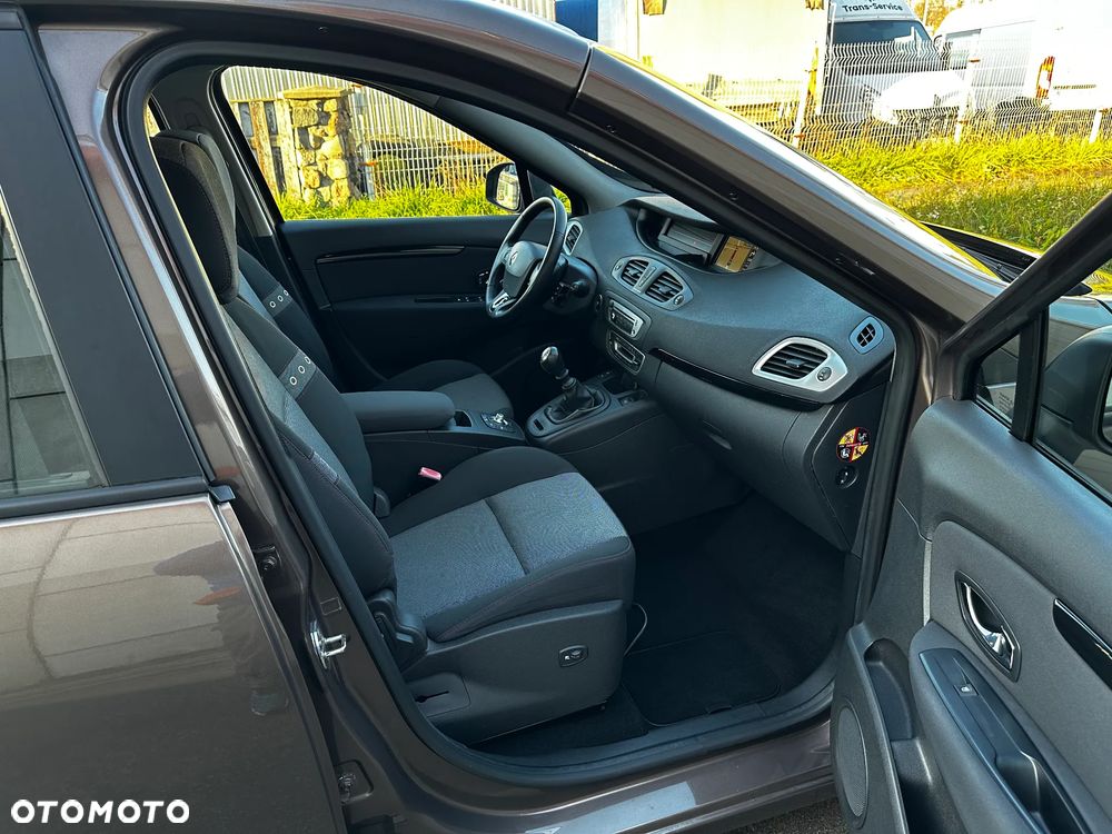 Renault Scenic ENERGY TCe 115 S&S Paris - 17