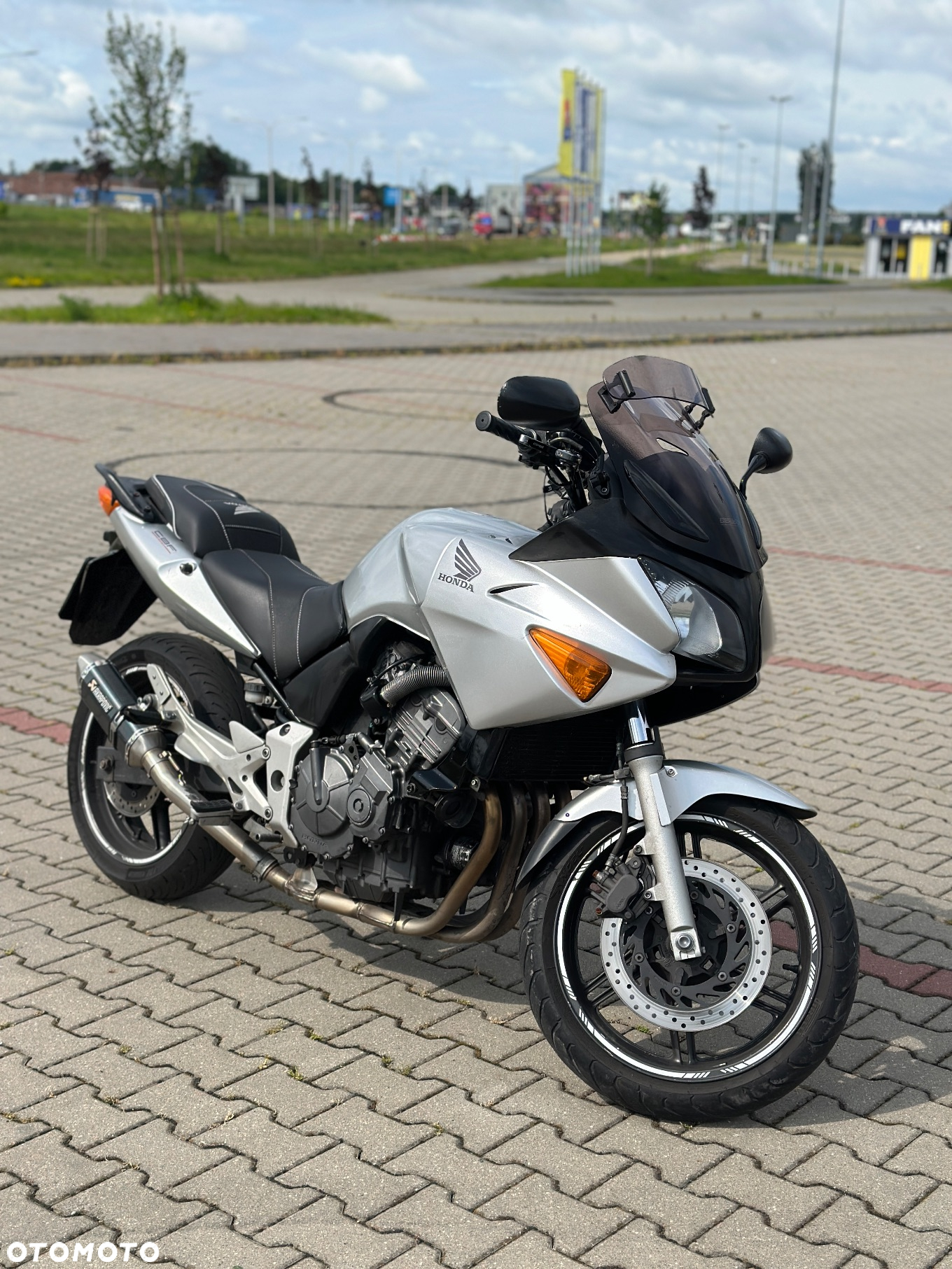 Honda CBF - 2