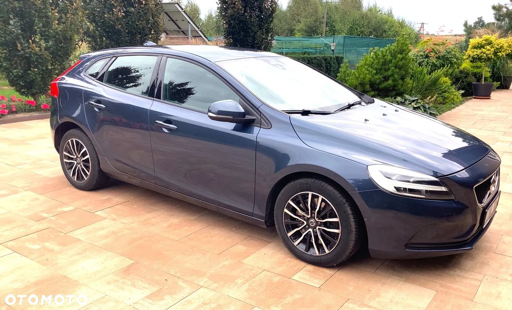 Volvo V40 D2 Drive-E SCR R-Design Momentum - 3