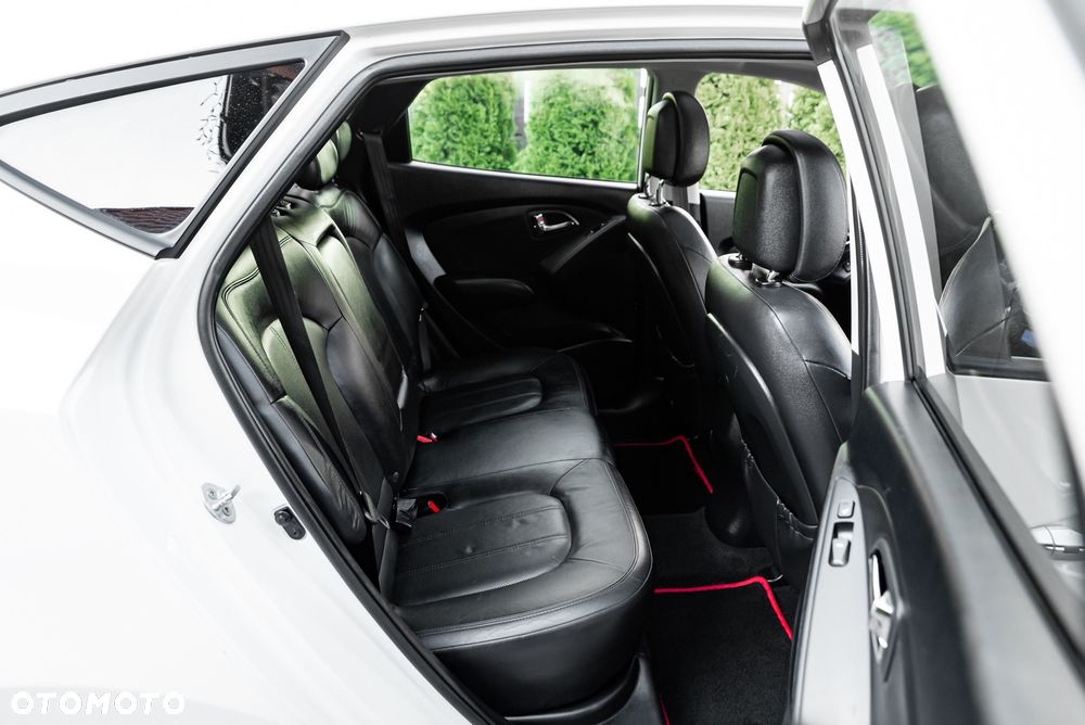 Hyundai ix35 2.0 CRDi 4WD Automatik Premium - 23