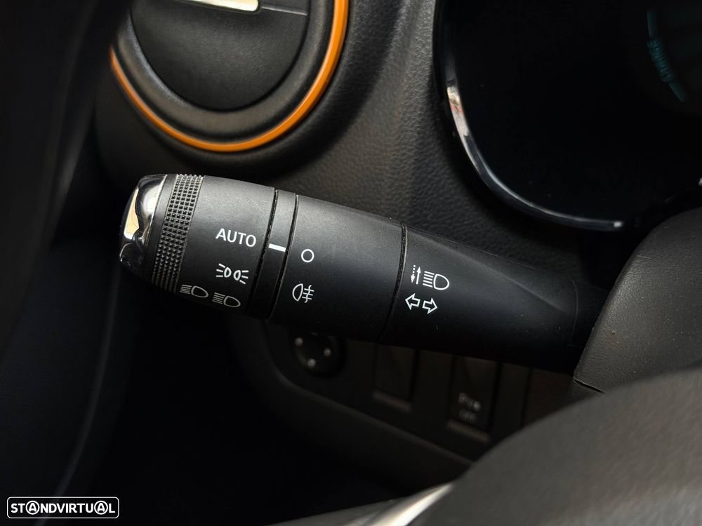 Dacia Spring Comfort Plus - 17