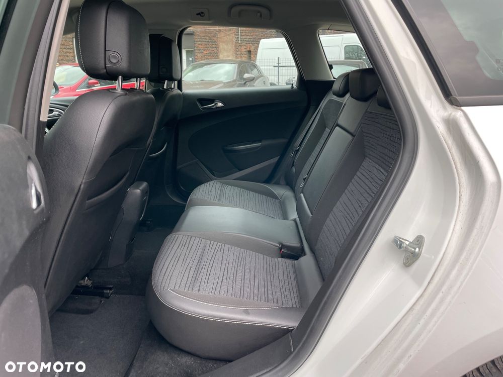 Opel Astra 1.4 Turbo ENERGY - 17