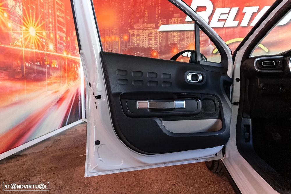 Citroën C3 1.2 PureTech C-Series - 12