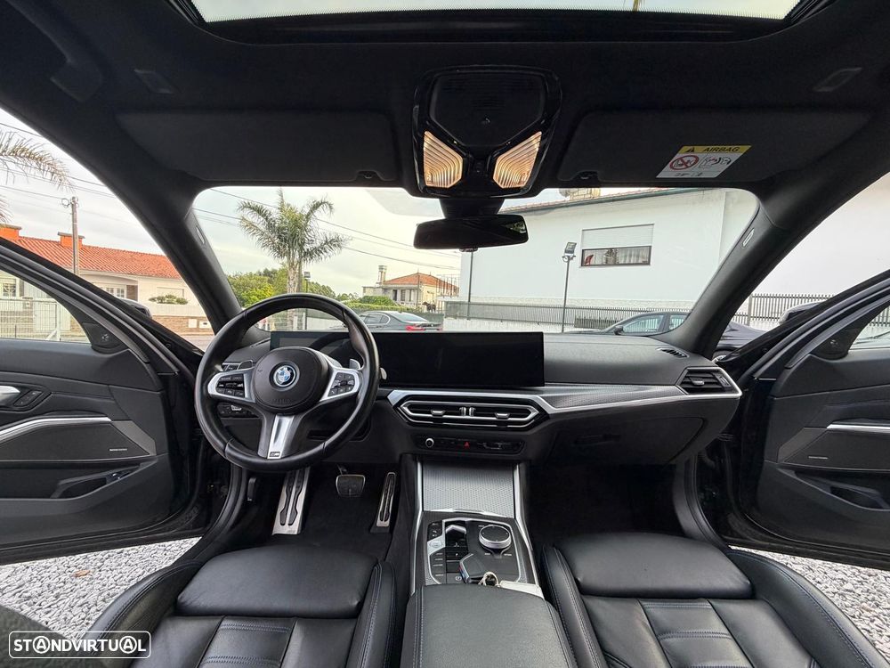 BMW 330 e Aut. M Sport - 22