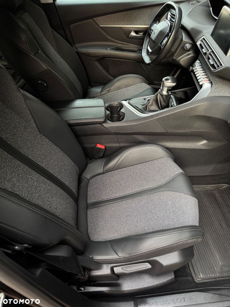 Peugeot 3008 - 12