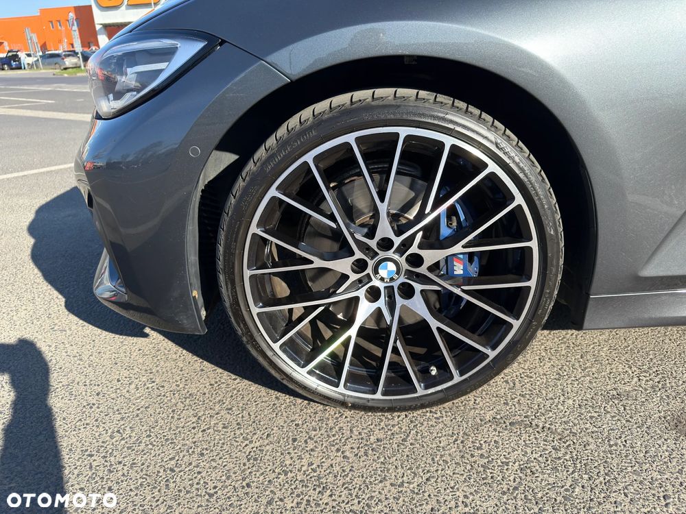 BMW Seria 3 M340i xDrive - 9