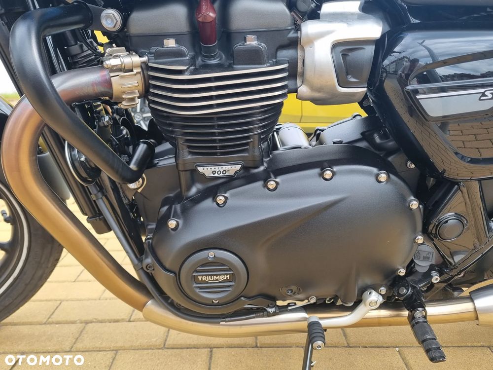 Triumph Street Twin - 8