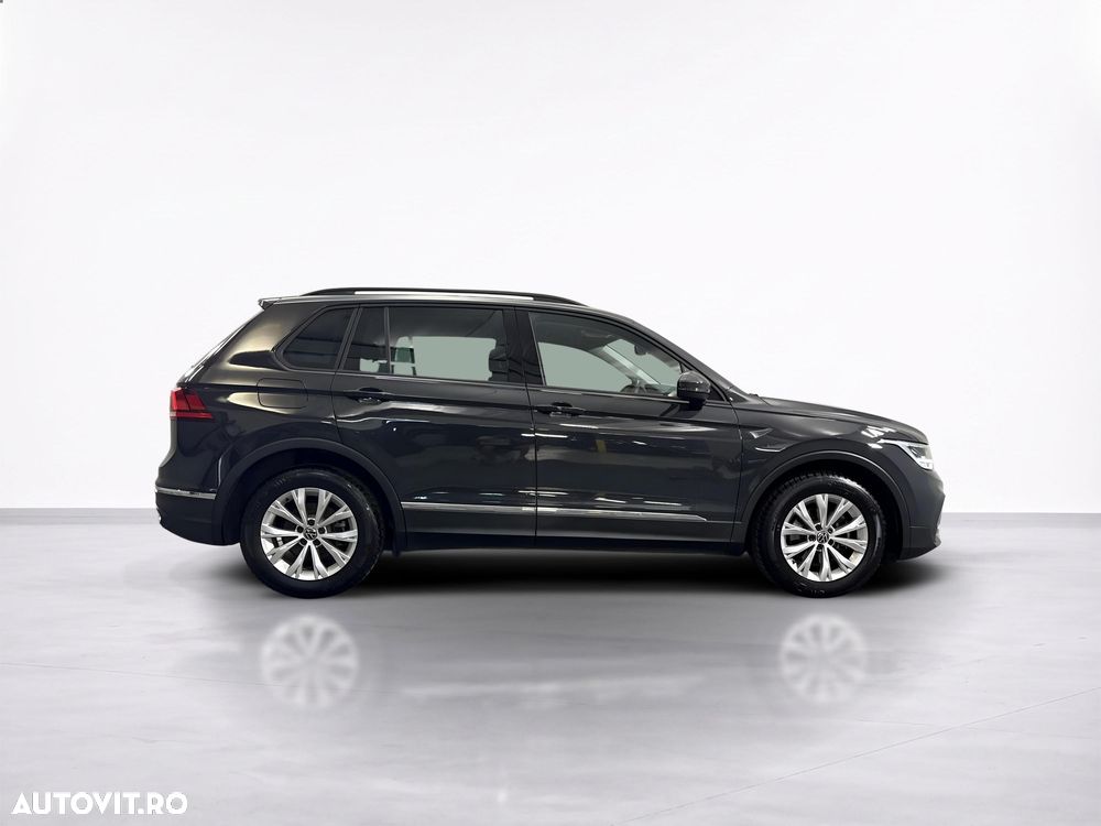 Volkswagen Tiguan - 7