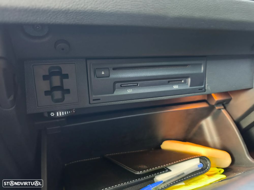 VW Tiguan 2.0 TDI R-Line DSG - 16