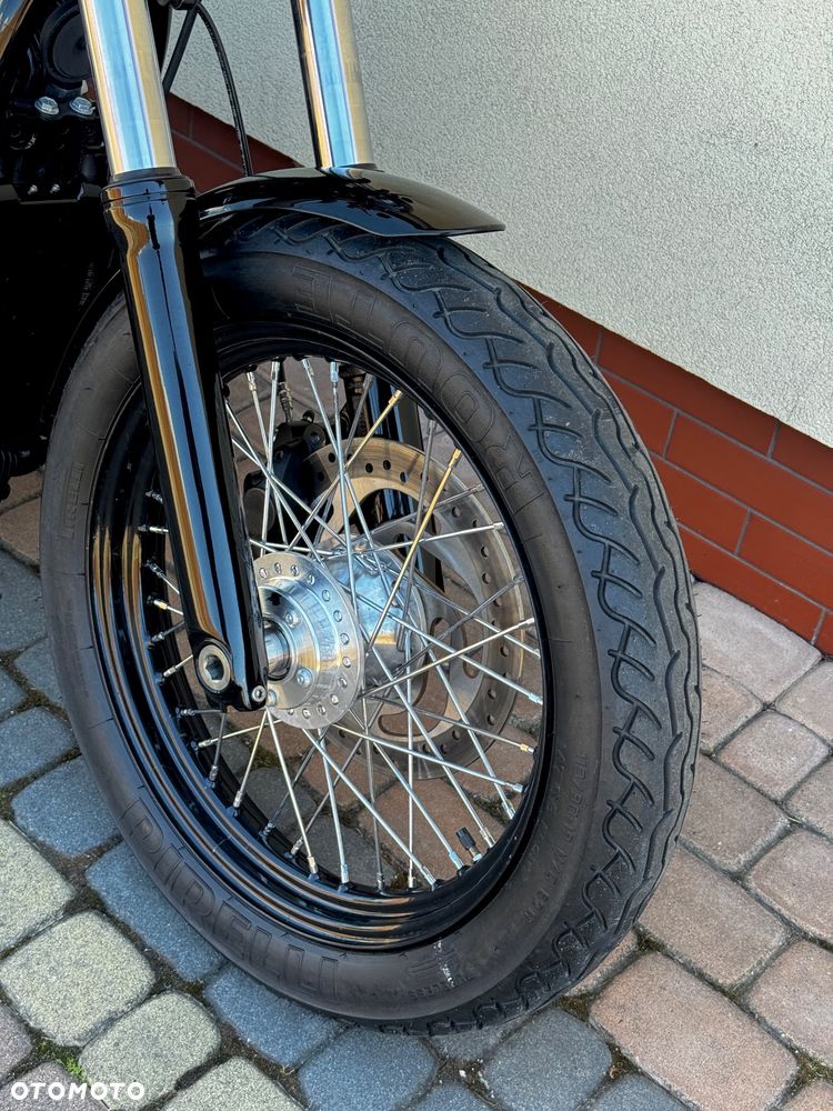 Harley-Davidson Softail Street Bob - 16