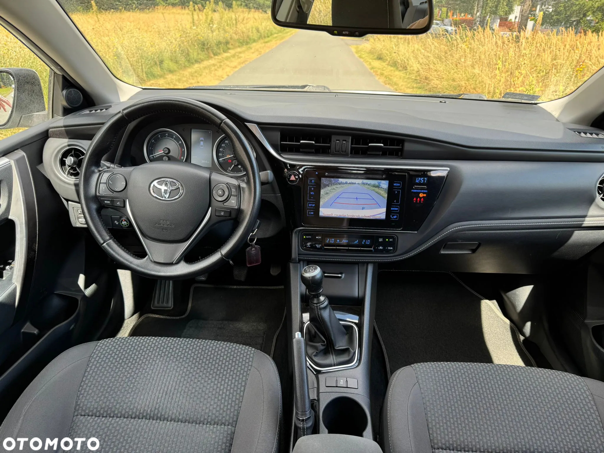 Toyota Corolla 1.6 Comfort - 8